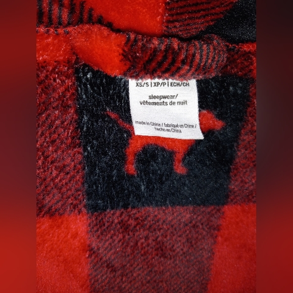Victoria's Secret PINK Plush Dog Logo Plaid Robe - Picture 6 of 6